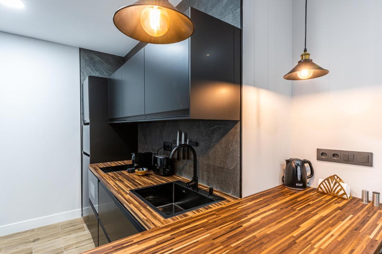 Vr Latina Apartments Madrid Exterior photo
